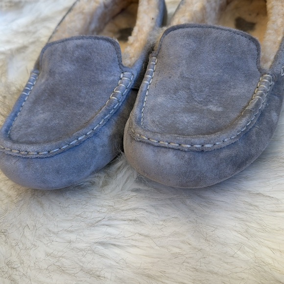 UGG 100% authentic Ansley light grey slipper size 9 - Picture 4 of 6